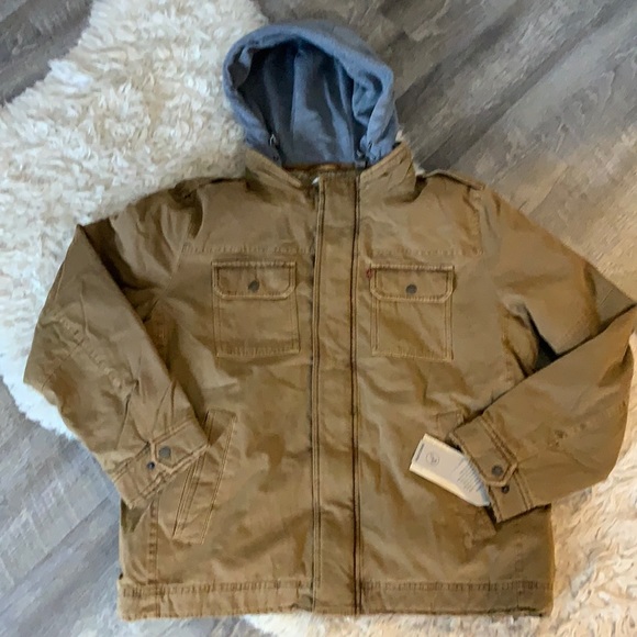 levis khaki jacket